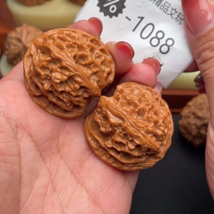 文玩核桃吊坠39.2爆肉球苹果园