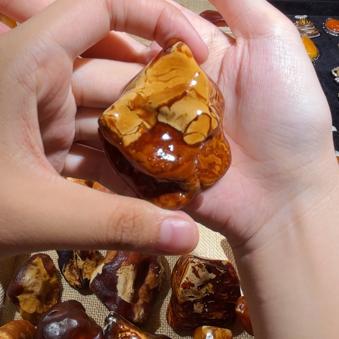 琥珀未镶嵌颈饰蜜蜡花蜡吊坠