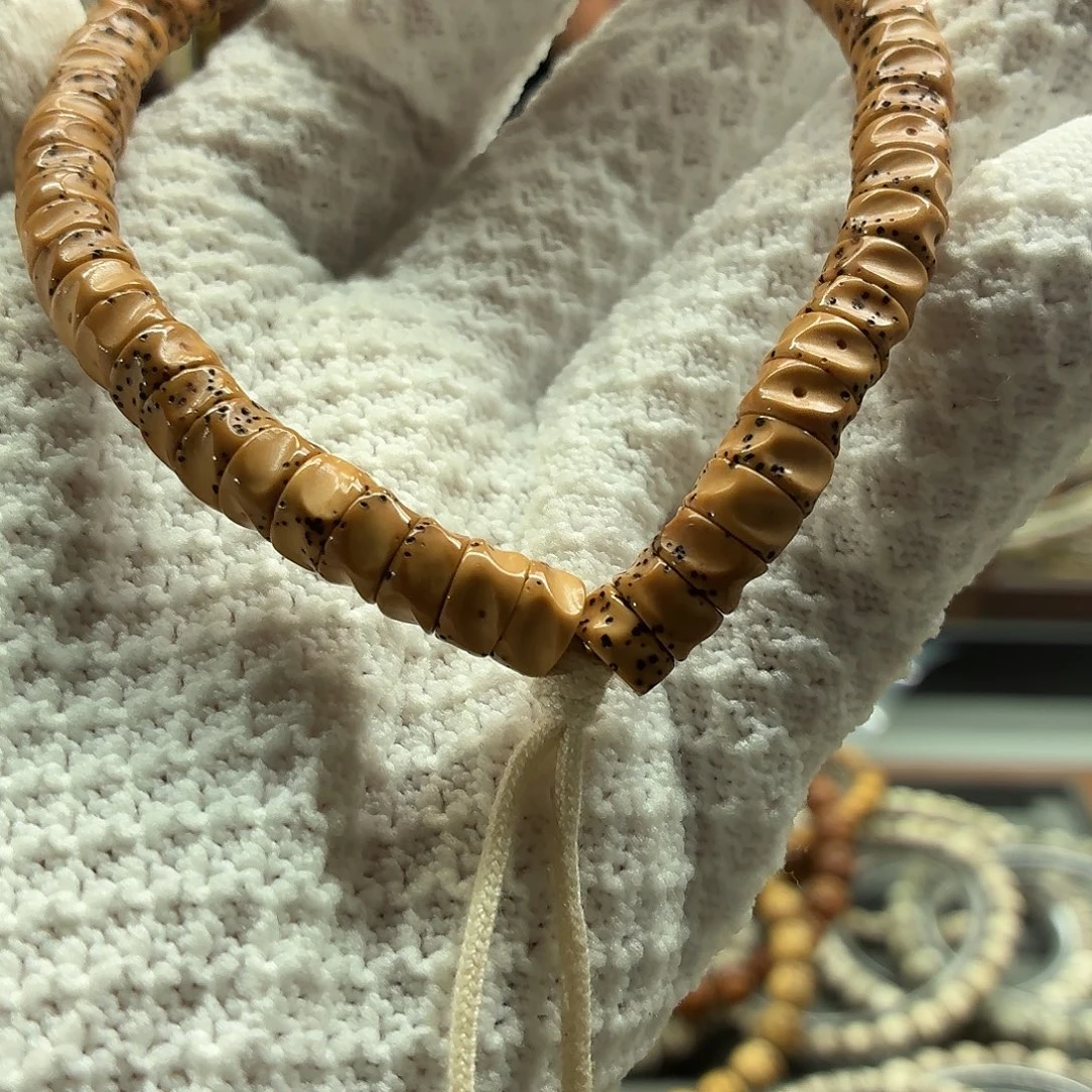 星月菩提吊坠厚切天灵大留白