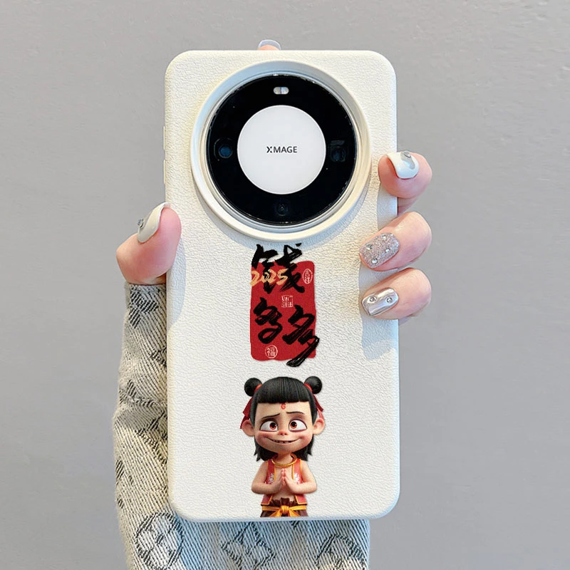 钱多多小哪吒华为Mate60Pro手机壳适用Pura70保护创意P60皮纹防摔