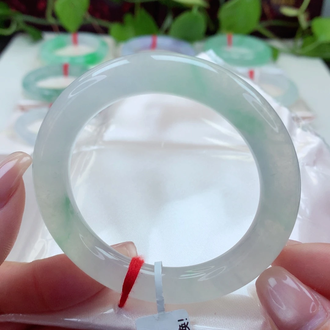 未镶嵌手镯（圆镯）翡翠52.9冰胶金丝绿 包容捡漏 小柒