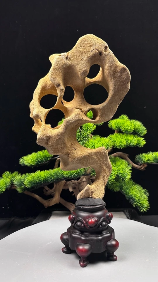 精品太湖石案头摆件