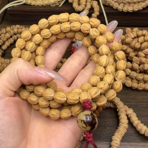 【闪购商品】吊坠柏香籽/百香籽潕***梦