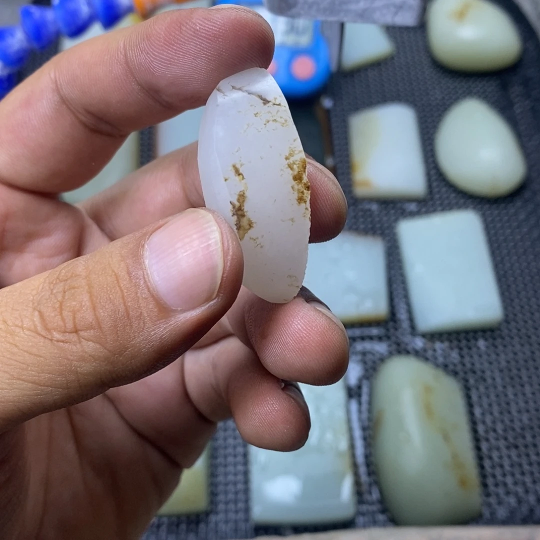 简***。未镶嵌牌定制和田玉