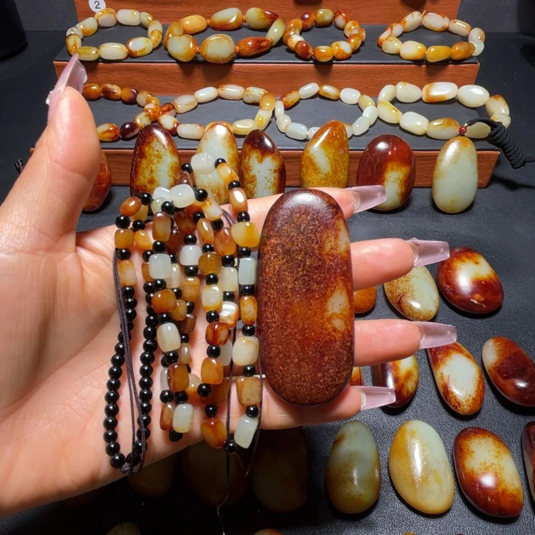 颈饰未镶嵌和田玉安****孑