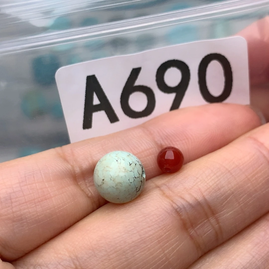 未镶嵌南红玛瑙珠宝奇石
