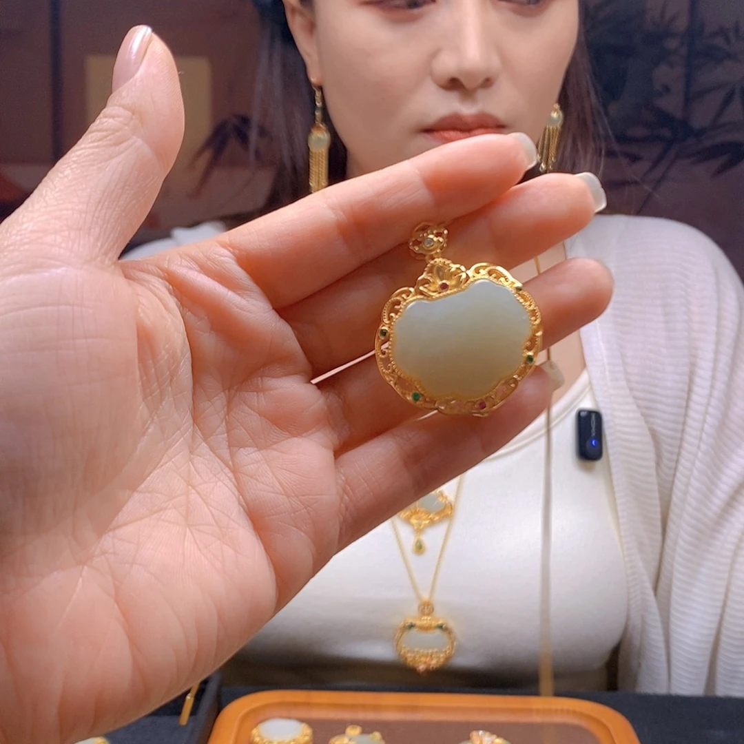 和田玉银S925镶嵌颈饰