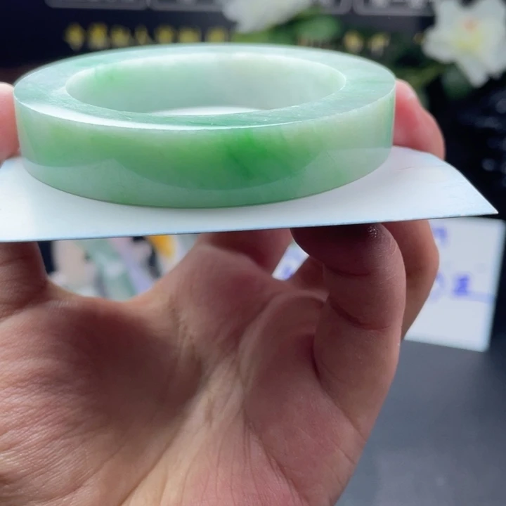 陌***离定制翡翠翡翠未镶嵌