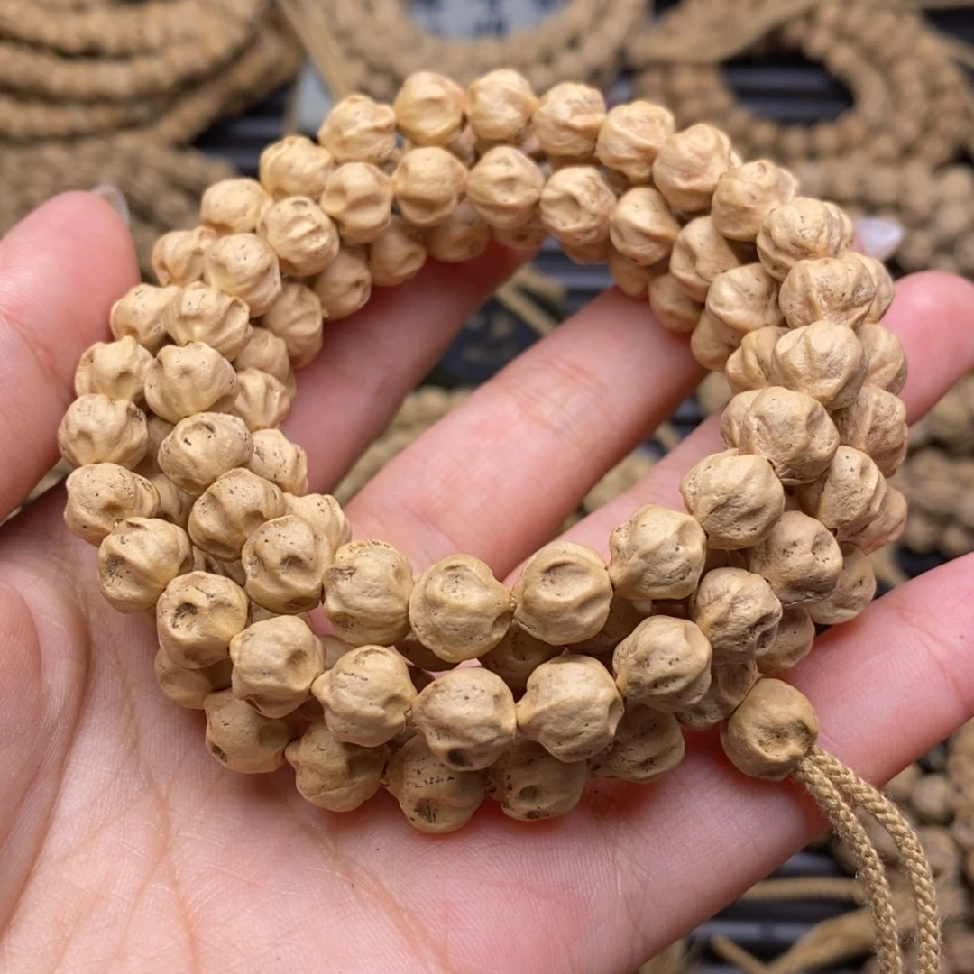 柏香籽/百香籽吊坠觅****助