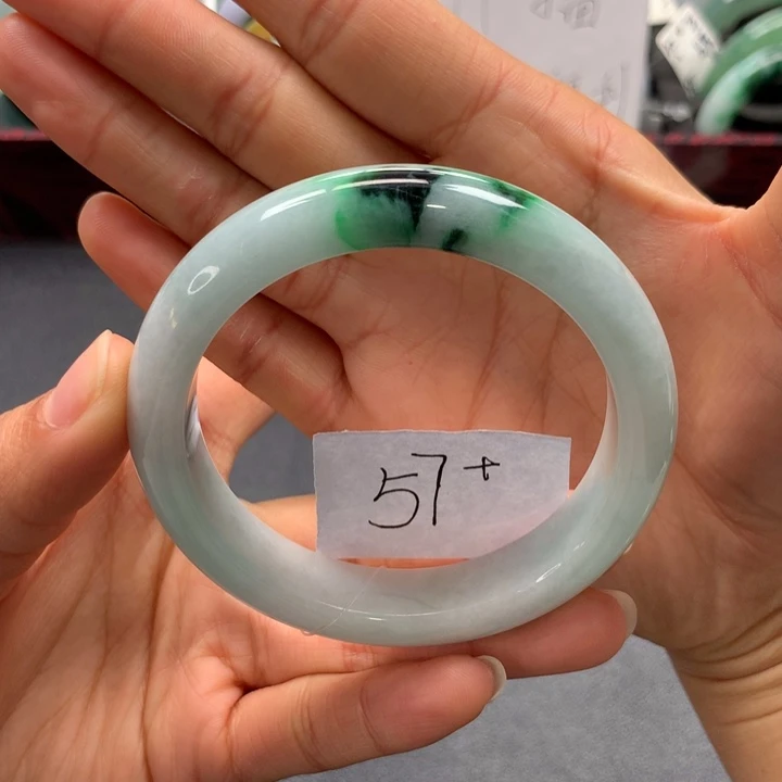 未镶嵌手镯翡翠手镯