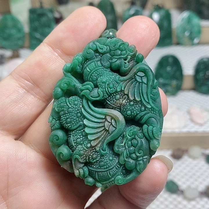 未镶嵌独山玉颈饰