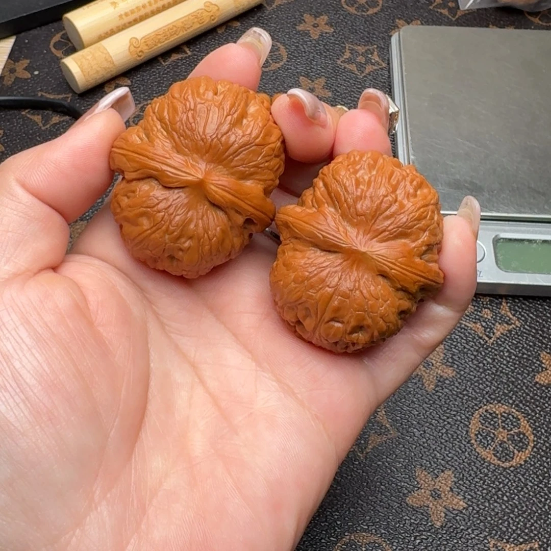 把件文玩核桃44.5元宝M078