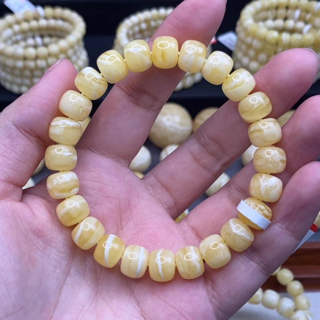 蜜蜡未镶嵌珠宝奇石10