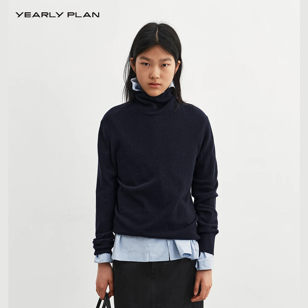 YEARLY PLAN 2025秋 经典宽松高领细腻舒适保暖羊毛上衣 3371