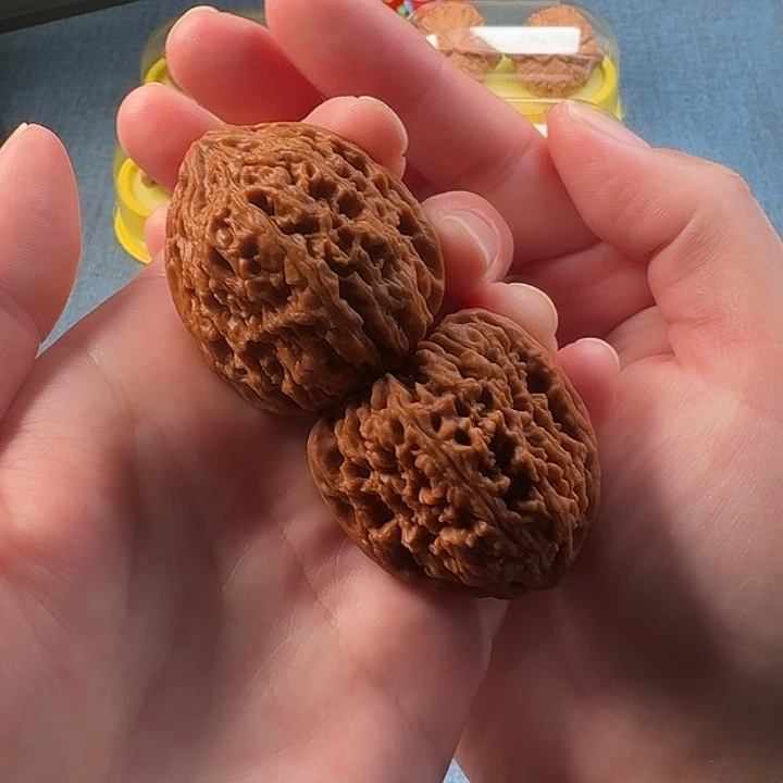 文玩核桃把件高炮凹底南疆37