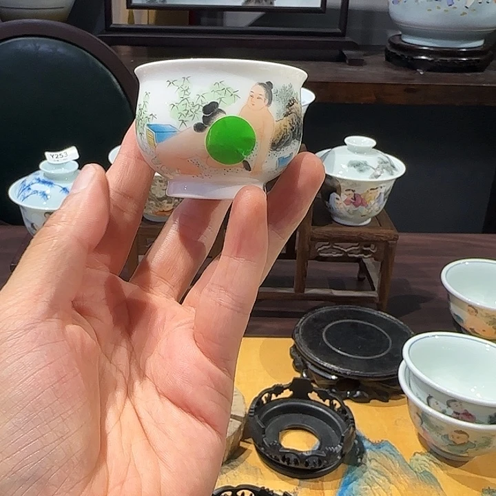 等***哥景德镇陶瓷手绘作品
