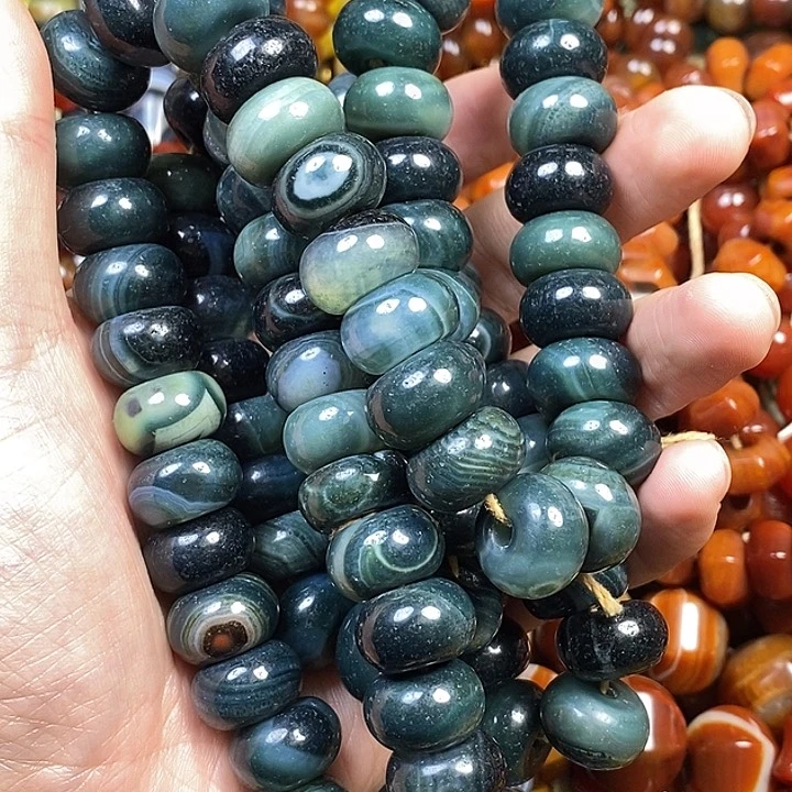 未镶嵌颈饰玛瑙/玉髓冷*