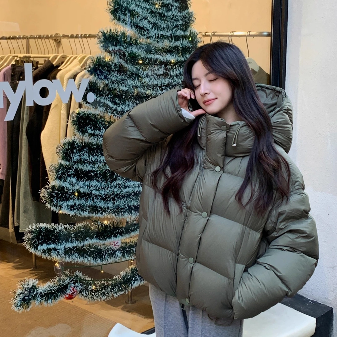 【90白鸭绒】2025新连帽无胆云朵泡芙羽绒服女显瘦不臃肿保暖短外套
