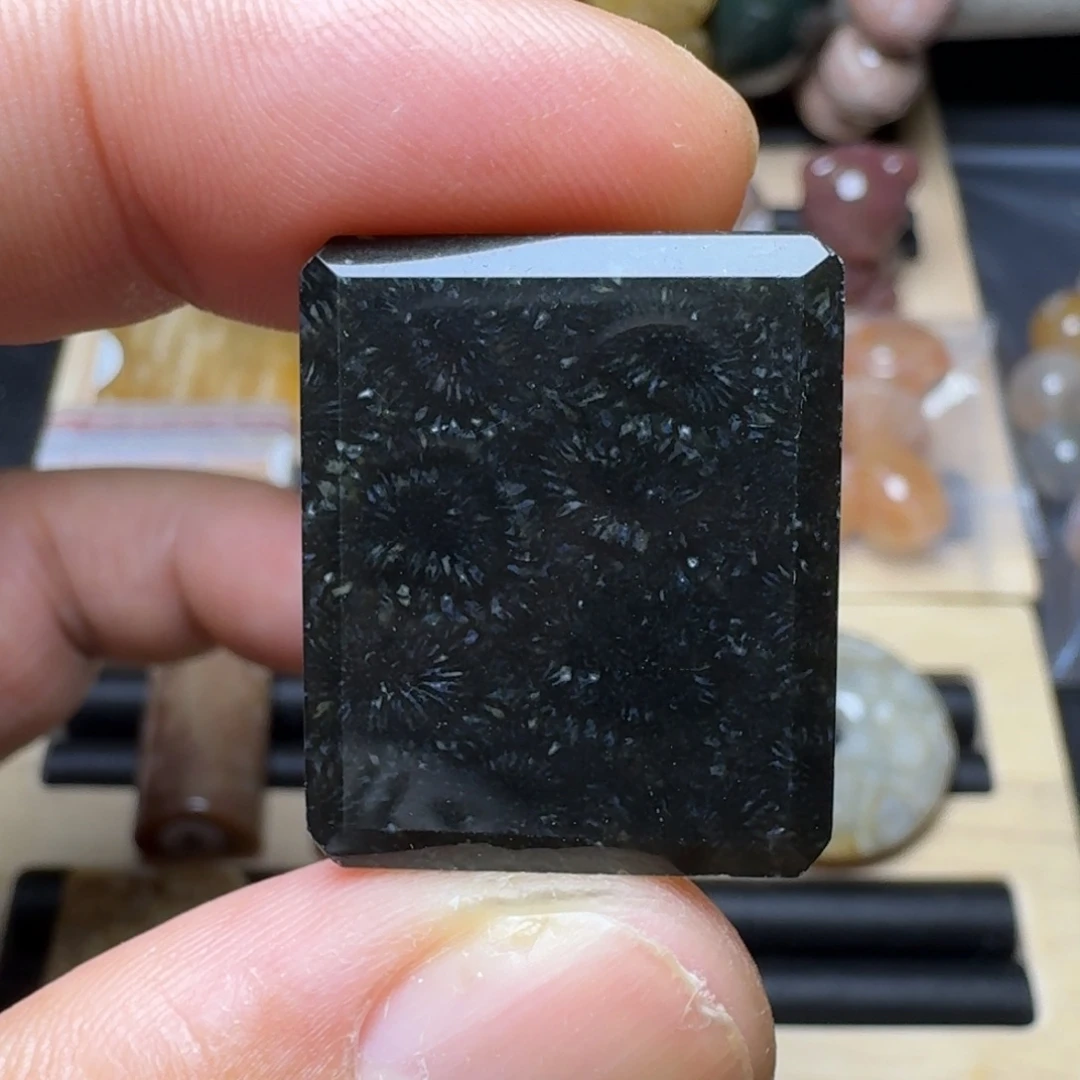 硅化玉未镶嵌纯天然色有机玉石保真色