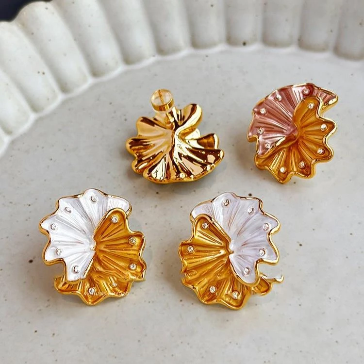 铜合金锆石耳饰 法式镶褶皱金属花朵耳环轻奢高级感耳钉优雅时尚