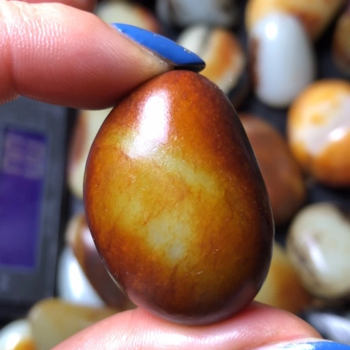 和田玉未镶嵌珠宝奇石