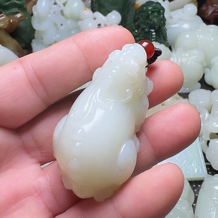 和田玉未镶嵌挂件