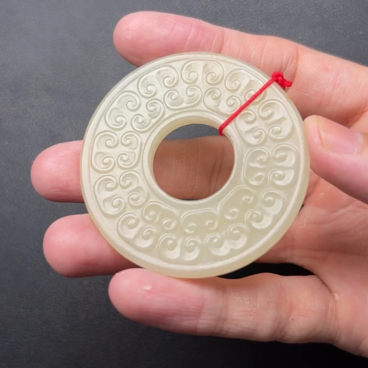 目***4和田玉未镶嵌颈饰