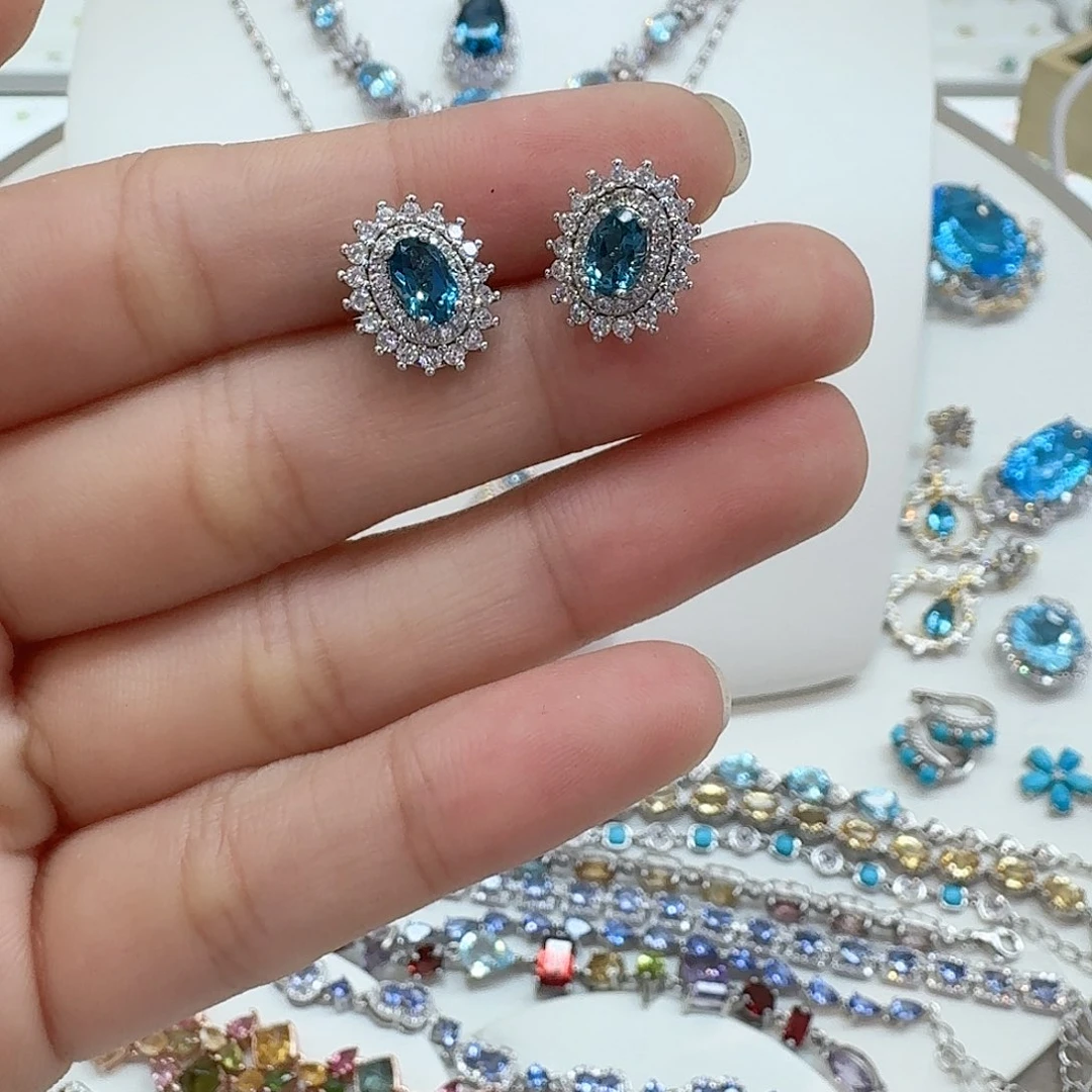 银S925镶嵌耳饰托帕石-681