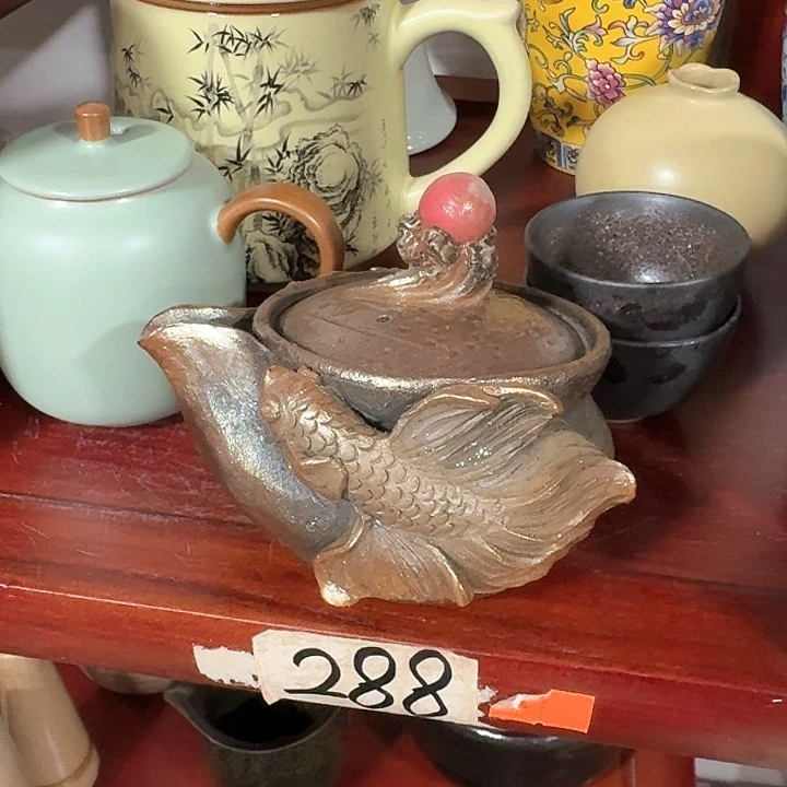 诸***琴主人杯一个，瓷？！品茗瓷