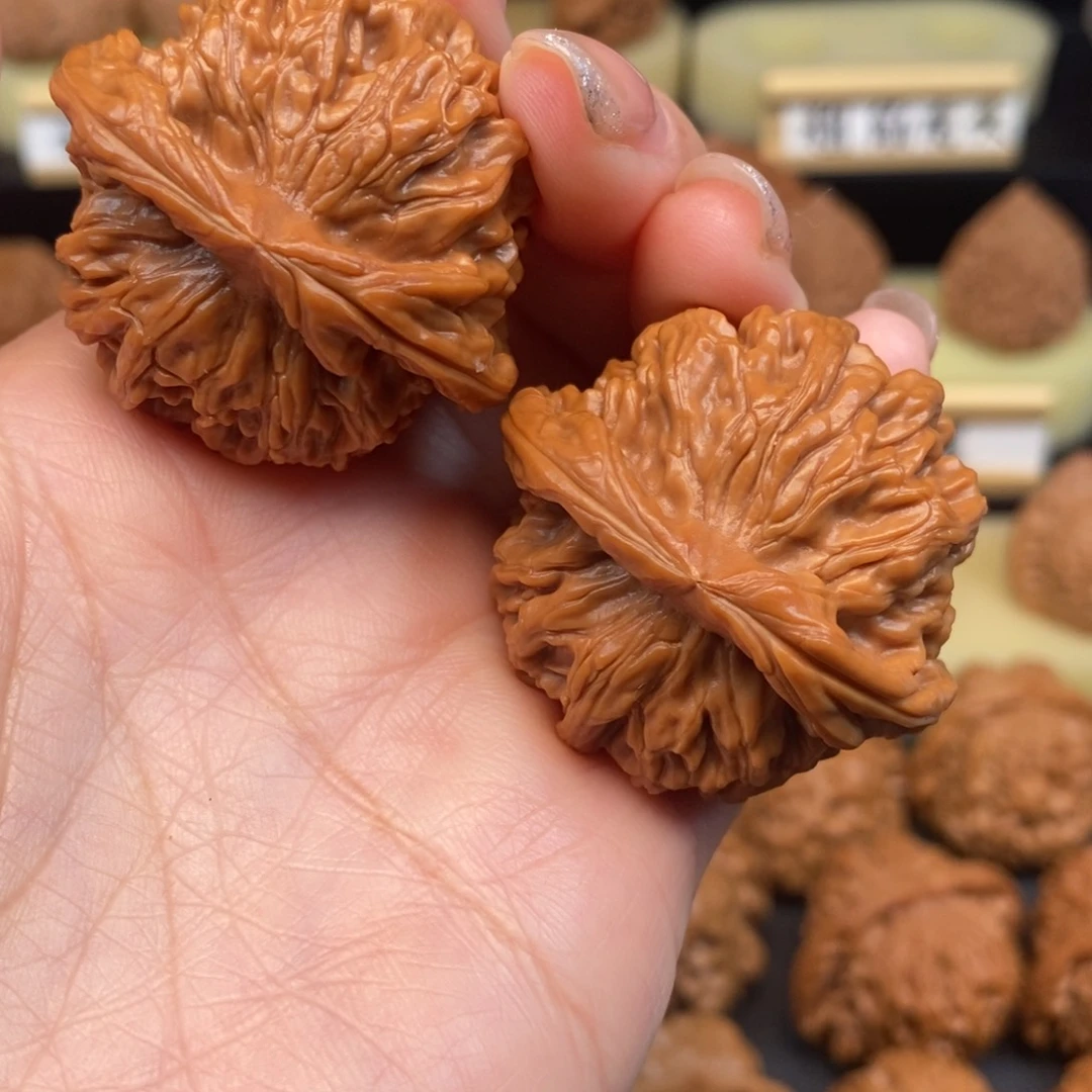 吊坠文玩核桃辰**怡天地