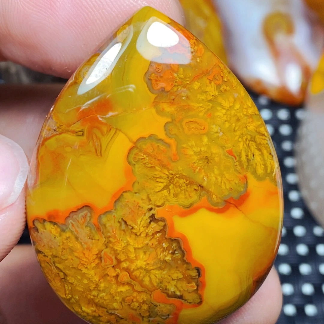 未镶嵌吊坠(不含链)玛瑙/玉髓想****字