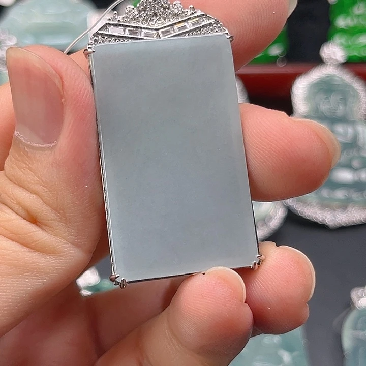 翡翠未镶嵌颈饰1，