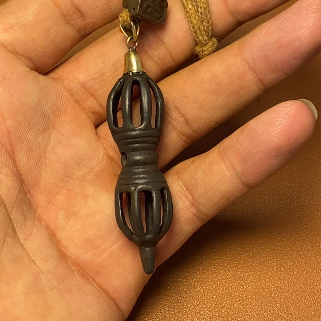 泥塑大**马藏传牌子……