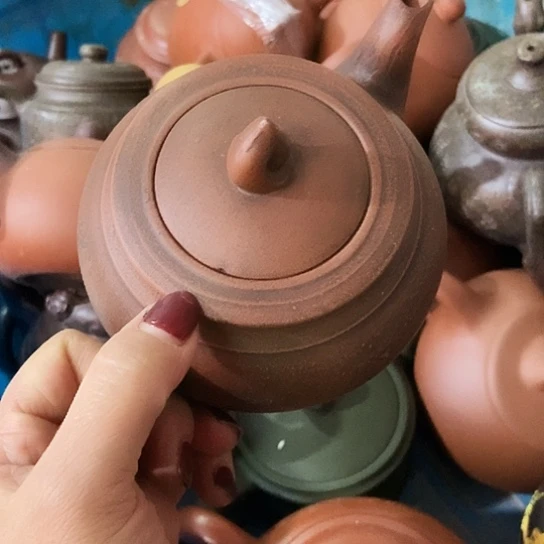 手工制作宜兴紫砂壶