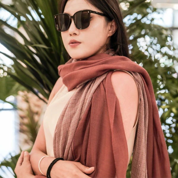 1北纬40度【繁星】纯羊绒薄款田字格围巾时尚长款春秋百搭慵懒风