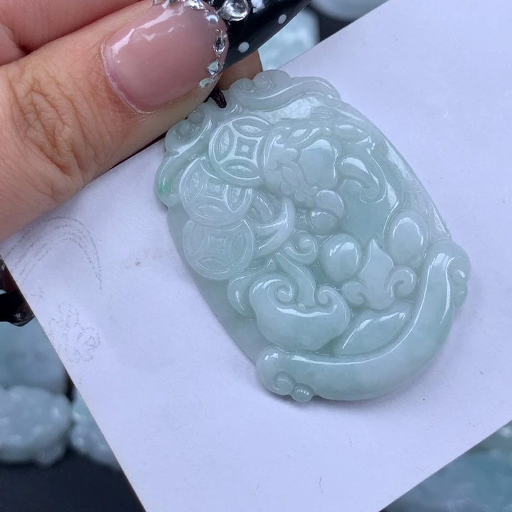 颈饰未镶嵌翡翠翡翠