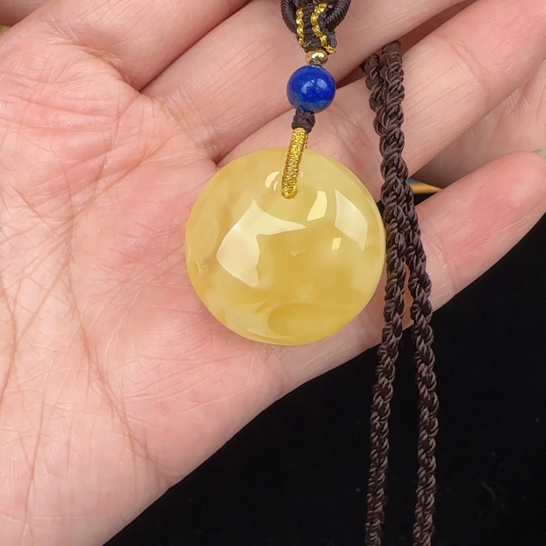 蜜蜡吊坠(赠链)未镶嵌