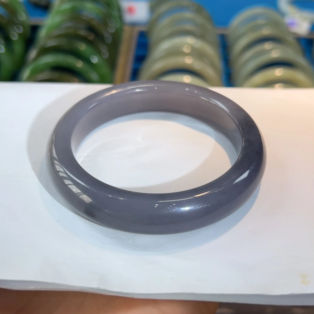 和田玉未镶嵌手镯-烟紫浓紫正装