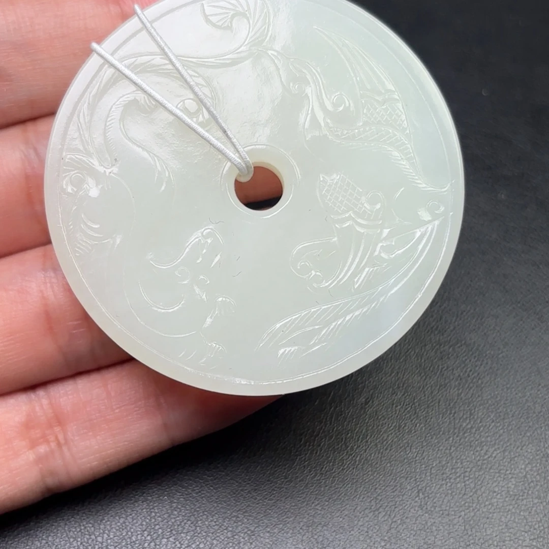 楼***丞和田玉未镶嵌挂件