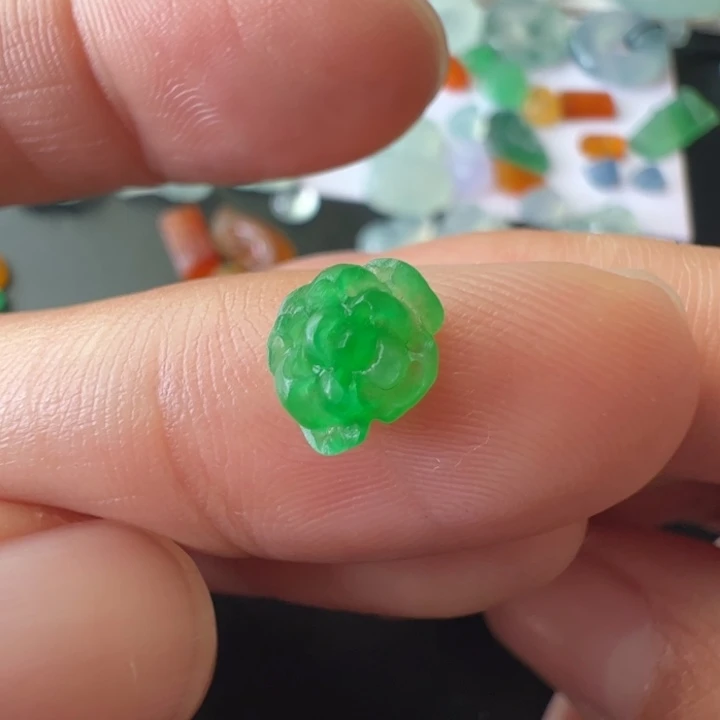 定制翡翠未镶嵌福利