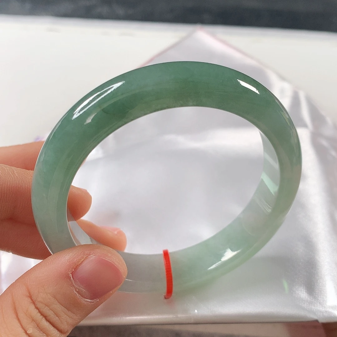 翡翠手镯未镶嵌 正圈⑨③