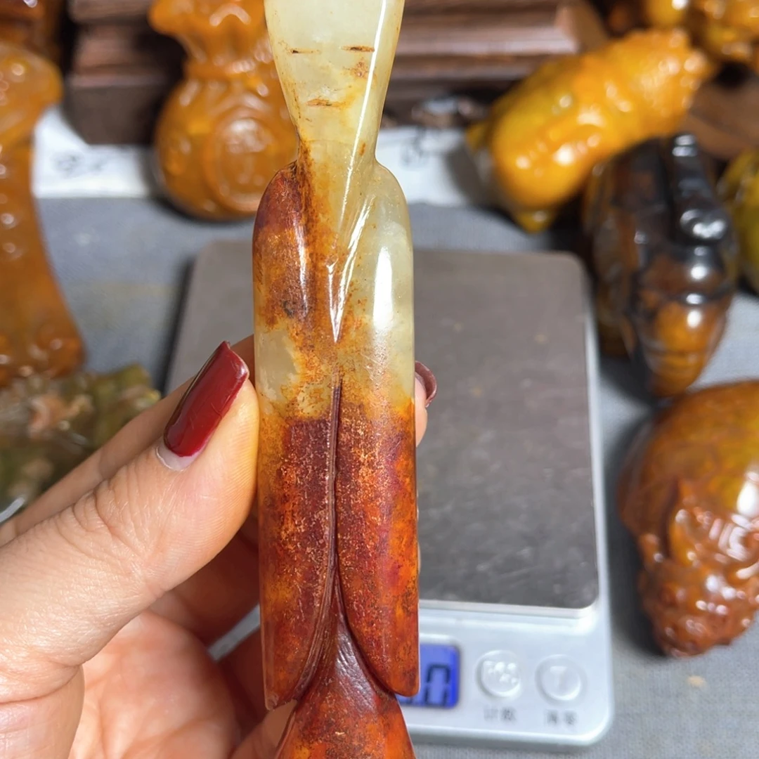 蛇纹石玉合金颈饰嗯嗯