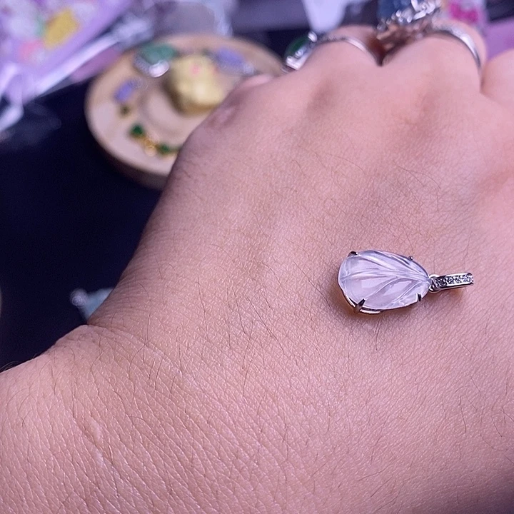 颈饰未镶嵌翡翠1111