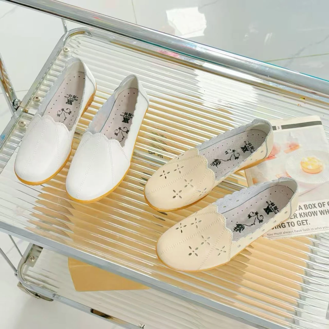 1208春新款时尚女鞋百搭平底单鞋女舒适休闲小白鞋女镂空妈妈鞋