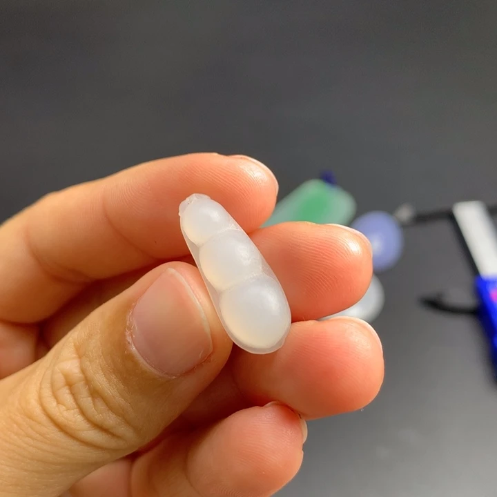 定制翡翠未镶嵌^**～福豆