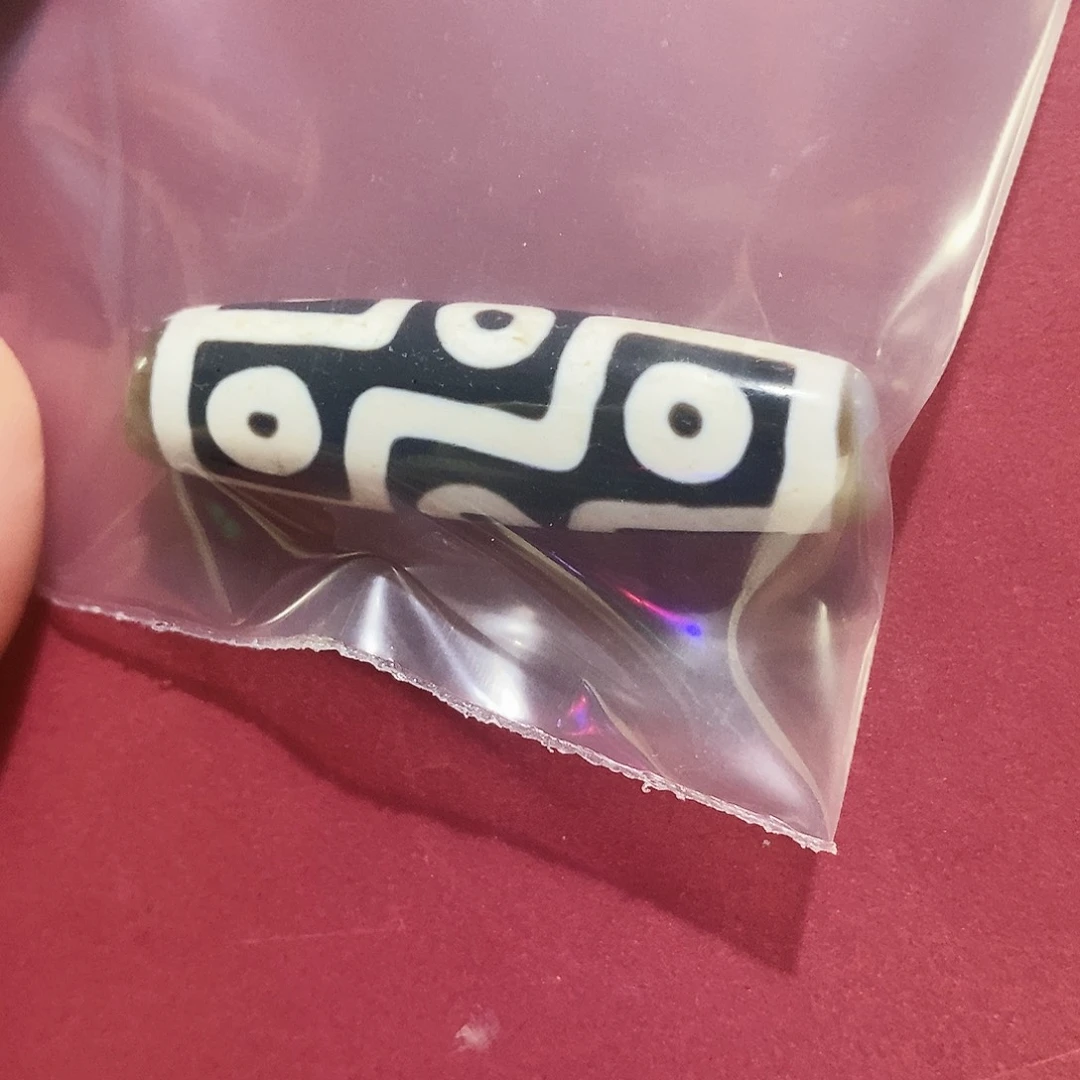 请***舒合金颈饰玛瑙/玉髓（覆膜）行运九眼