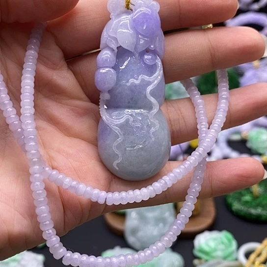 翡翠未镶嵌颈饰翡翠吊坠