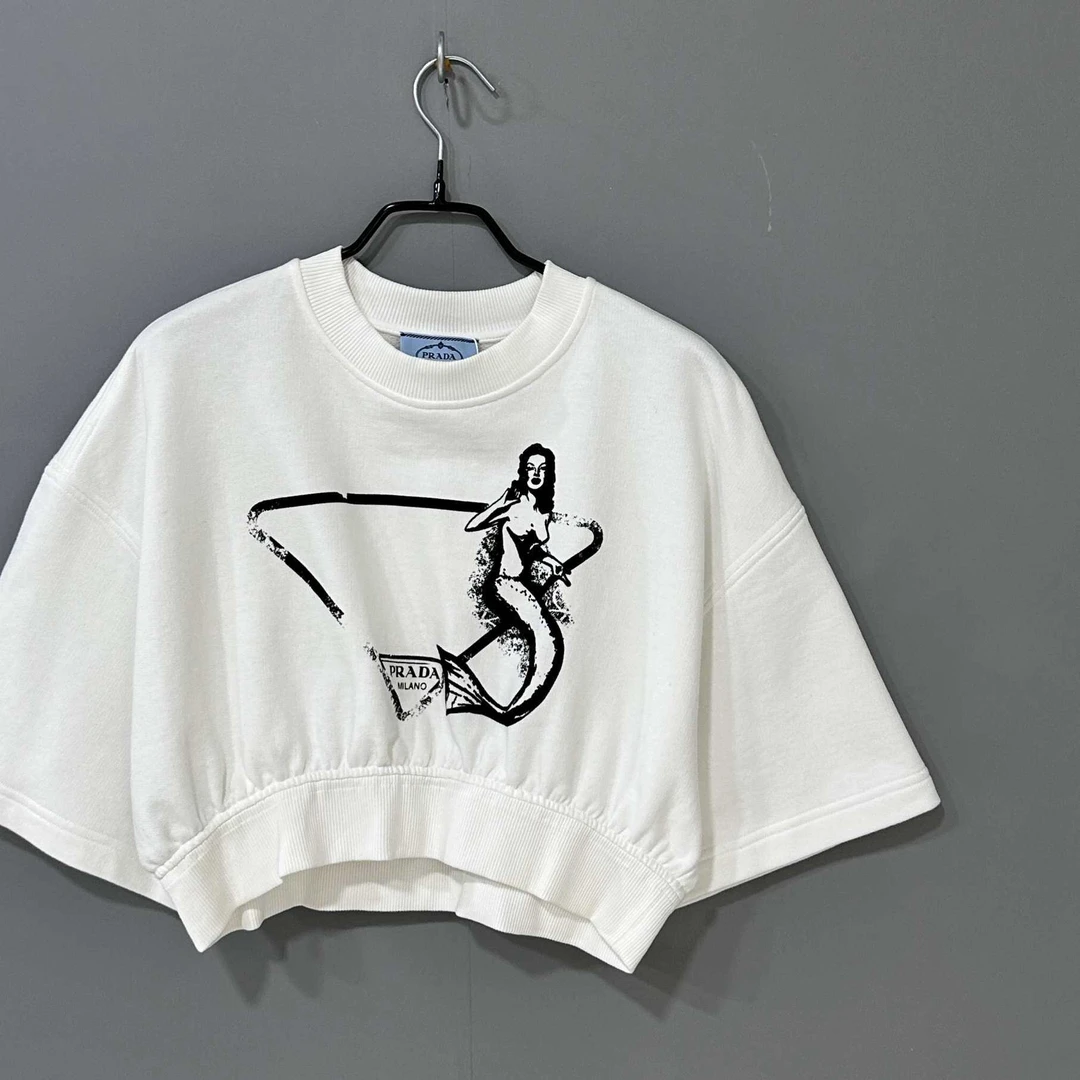 99新 Prada/普拉达 美人鱼白色短袖/s码/01421