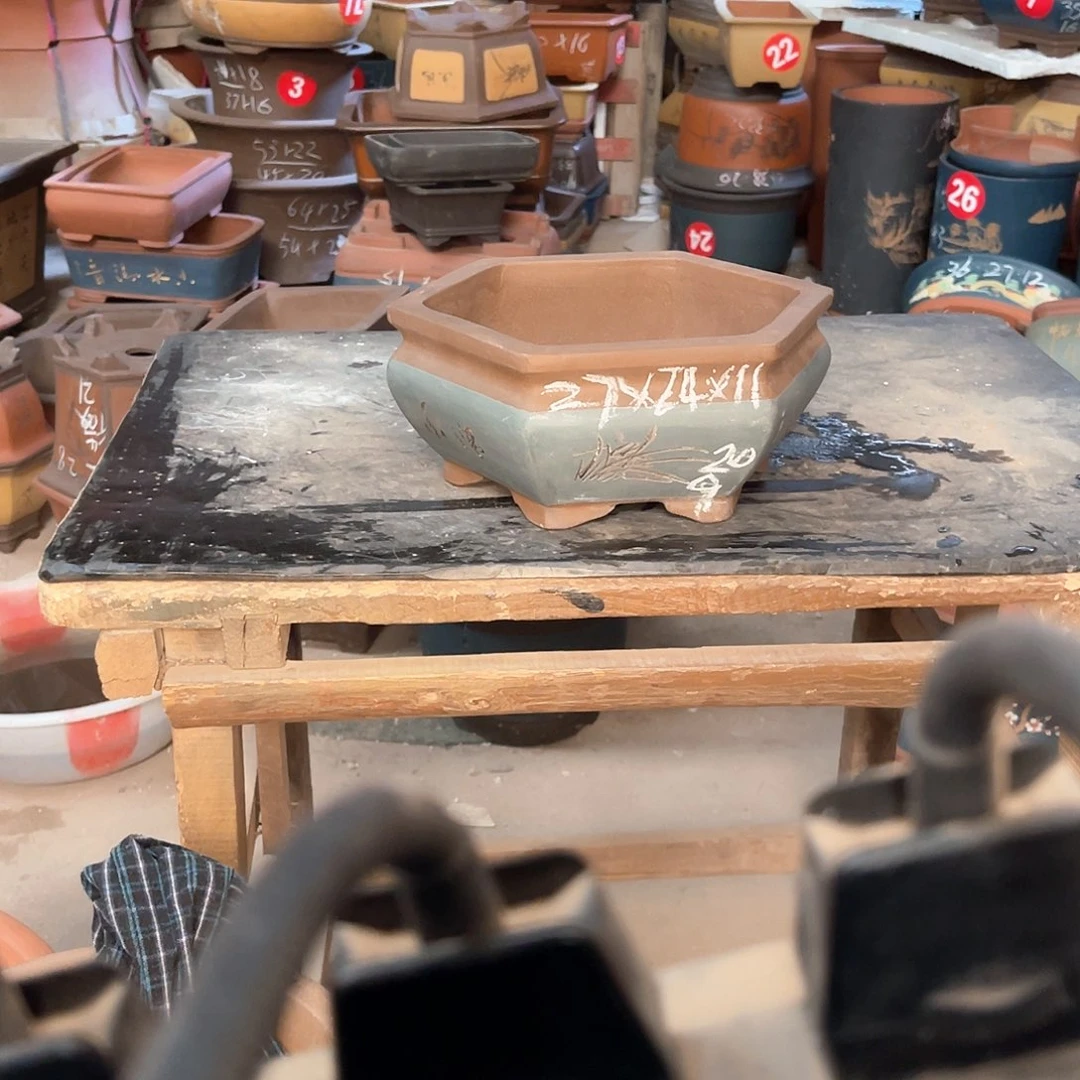 紫砂花盆六方一个