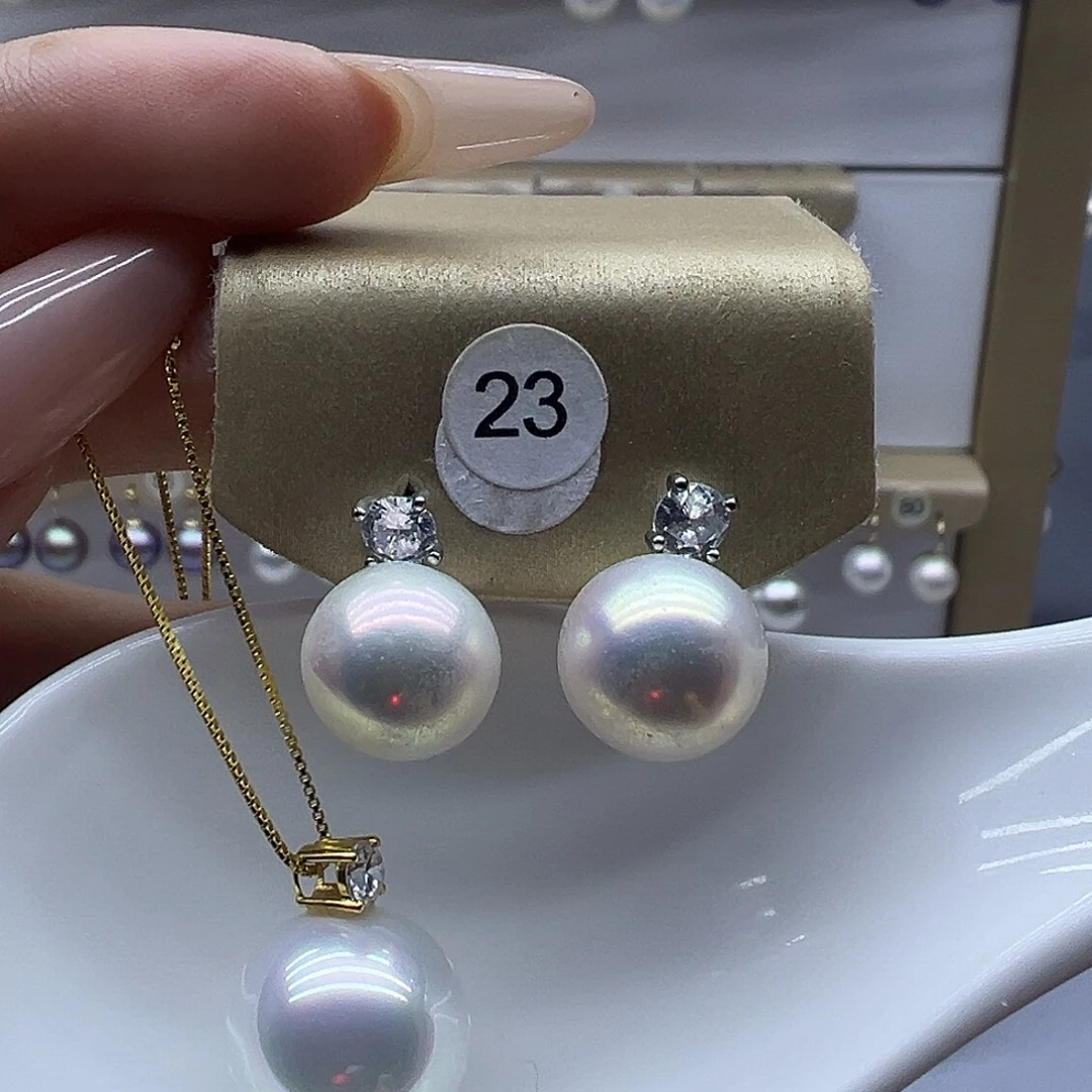 淡水珍珠18K金镶嵌吊坠(赠链)